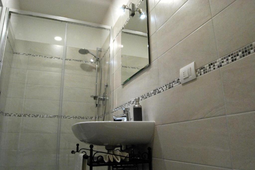 Guest House Zefiro Florencia Exterior foto